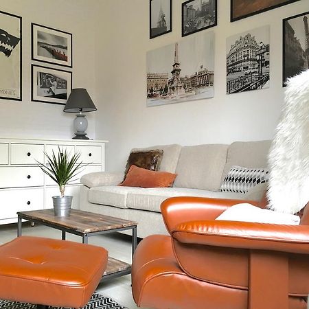Standard Apartment By Hi5 - Karoly 23 บูดาเปสต์ ภายนอก รูปภาพ