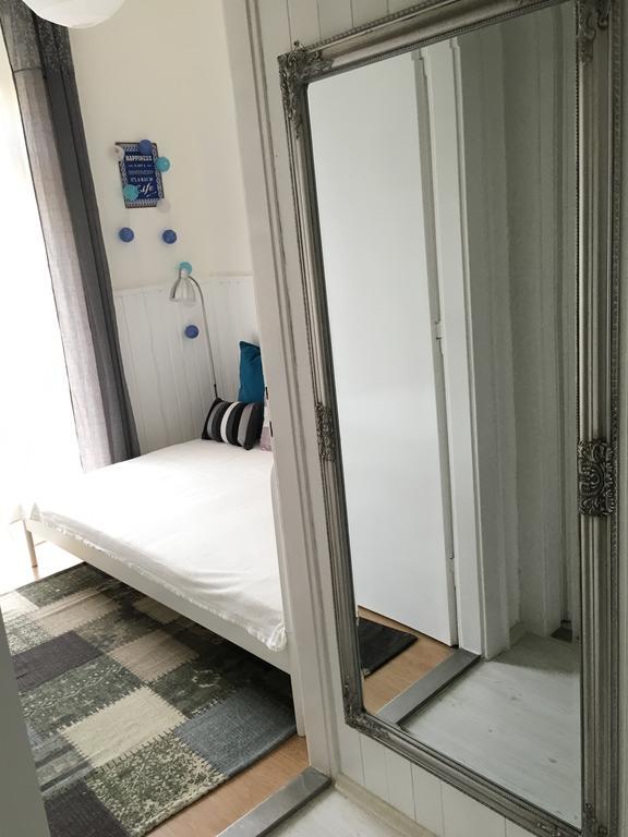 Standard Apartment By Hi5 - Karoly 23 บูดาเปสต์ ภายนอก รูปภาพ